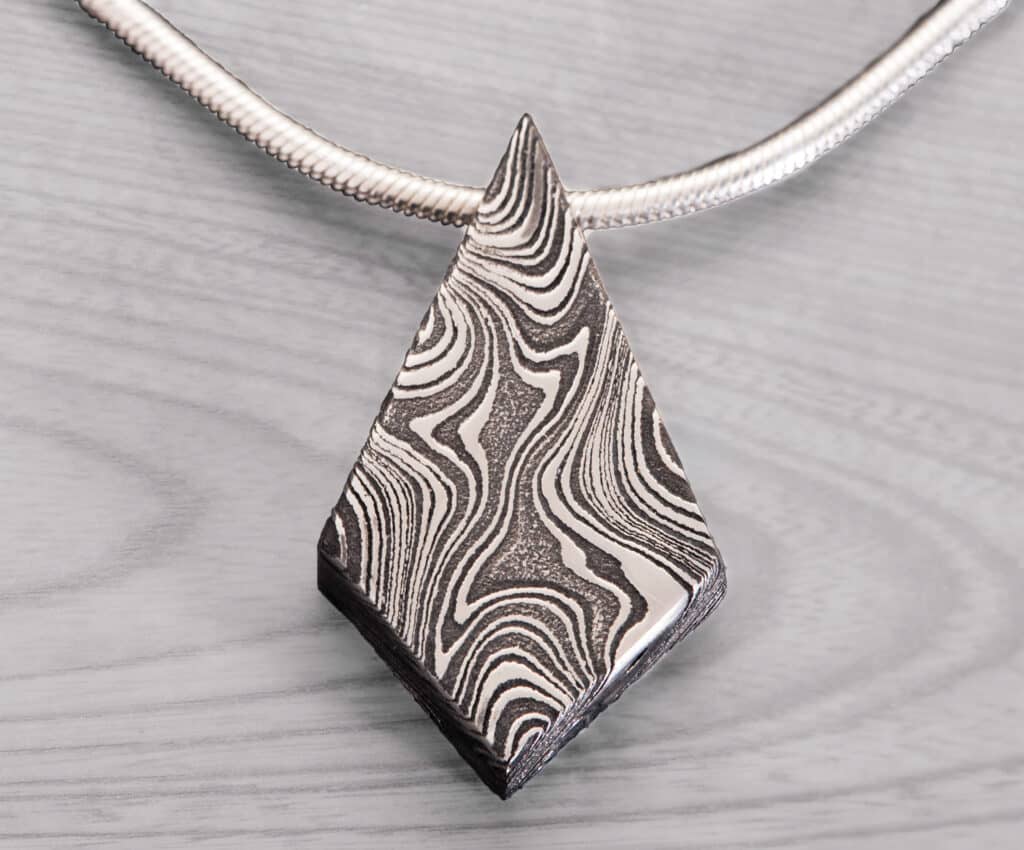 Kite Pendant